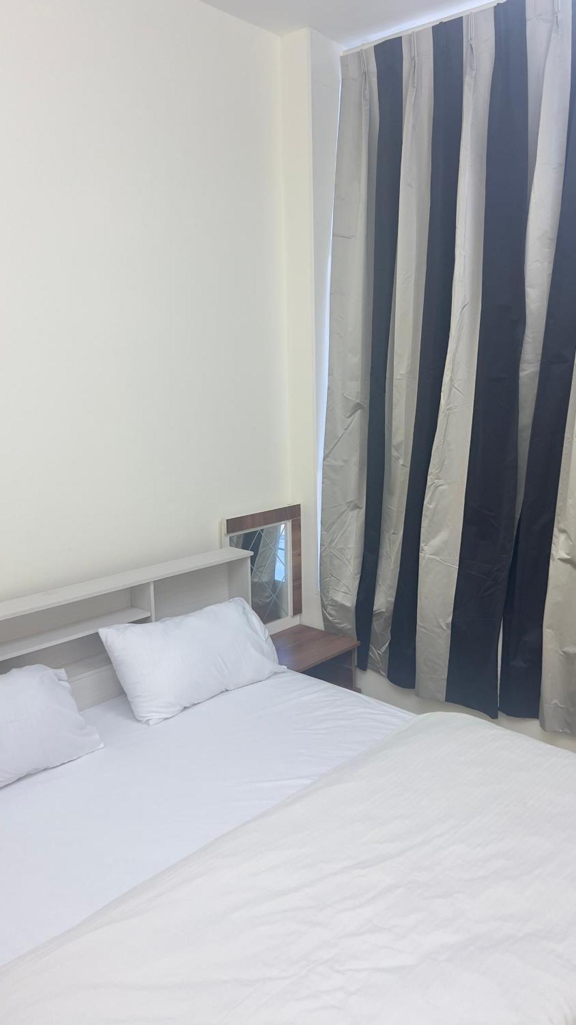 P3) Fantastic Seaview With Shared Bath Inside 3bedroom * Ajman